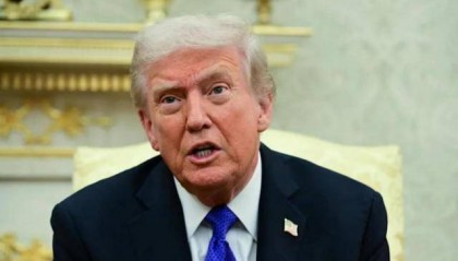 特朗普取消会晤转向制裁，普京不忍了，用洲际导弹发出最强警告