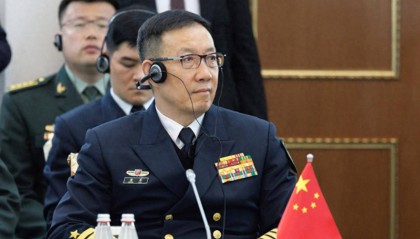 福建舰公布电磁弹射当天，美国代表团在北京，收到解放军一句忠告，值得美方认真领会