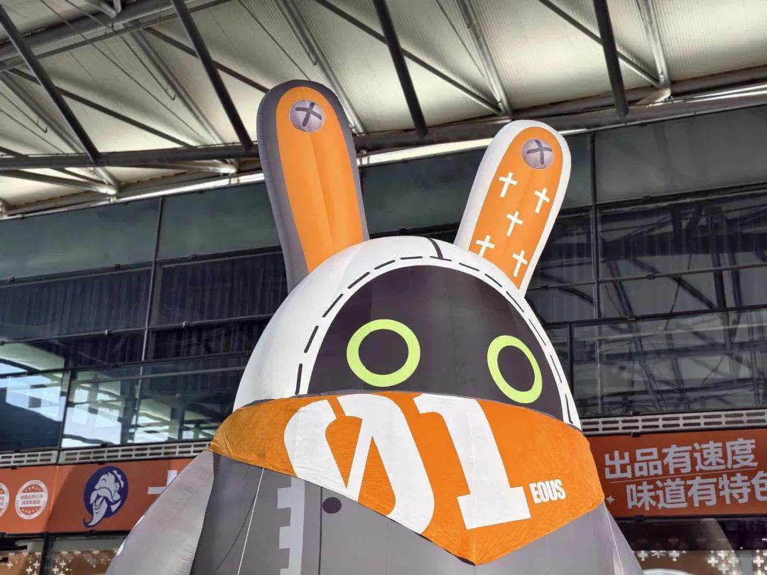 逛了一天ChinaJoy,最后被吸引的居然是鸿蒙。。。