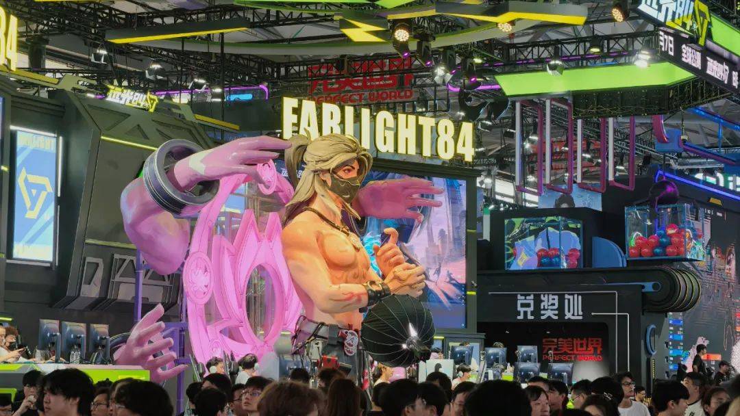 逛了一天ChinaJoy,最后被吸引的居然是鸿蒙。。。