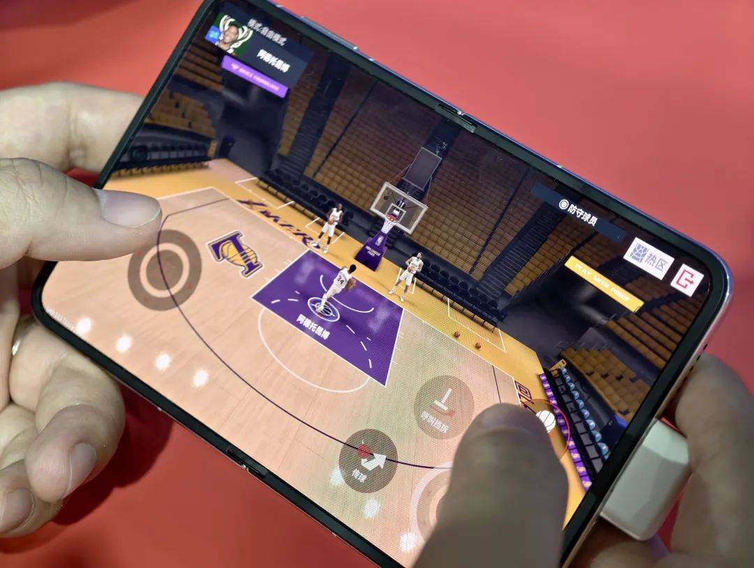 逛了一天ChinaJoy,最后被吸引的居然是鸿蒙。。。