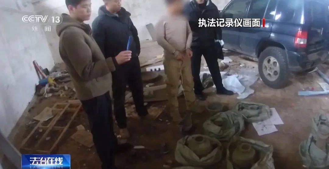 湖北警方破获特大盗墓案:嫌犯看小说学盗墓,挖走20件青铜器国宝,警方扮成“实力买家”接近,大量细节曝光