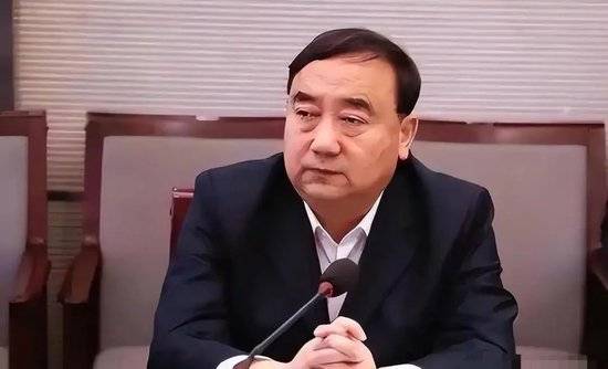 大草原“猛虎”云光中的贪腐往事