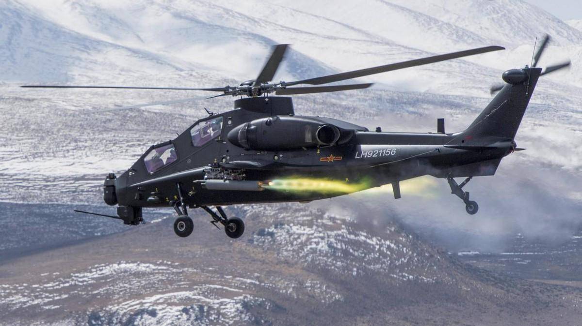 福建舰刚进入,台湾海峡发生激烈对峙:面对直10,英美军舰老实了