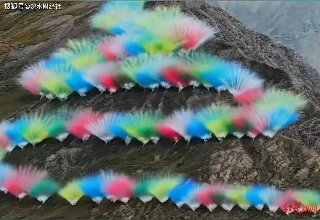 “炸走”安踏125亿,始祖鸟为何在青藏高原放烟花?